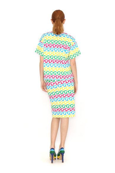 Agatha ruiz de la prada CAMISETA CORAZONES MULTICOLOR En oferta