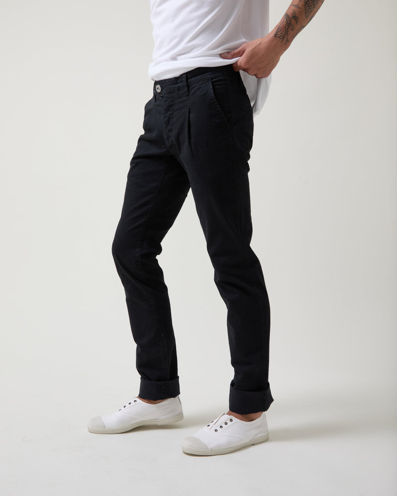 Altonadock Pantalón Chino con Pinzas Última moda