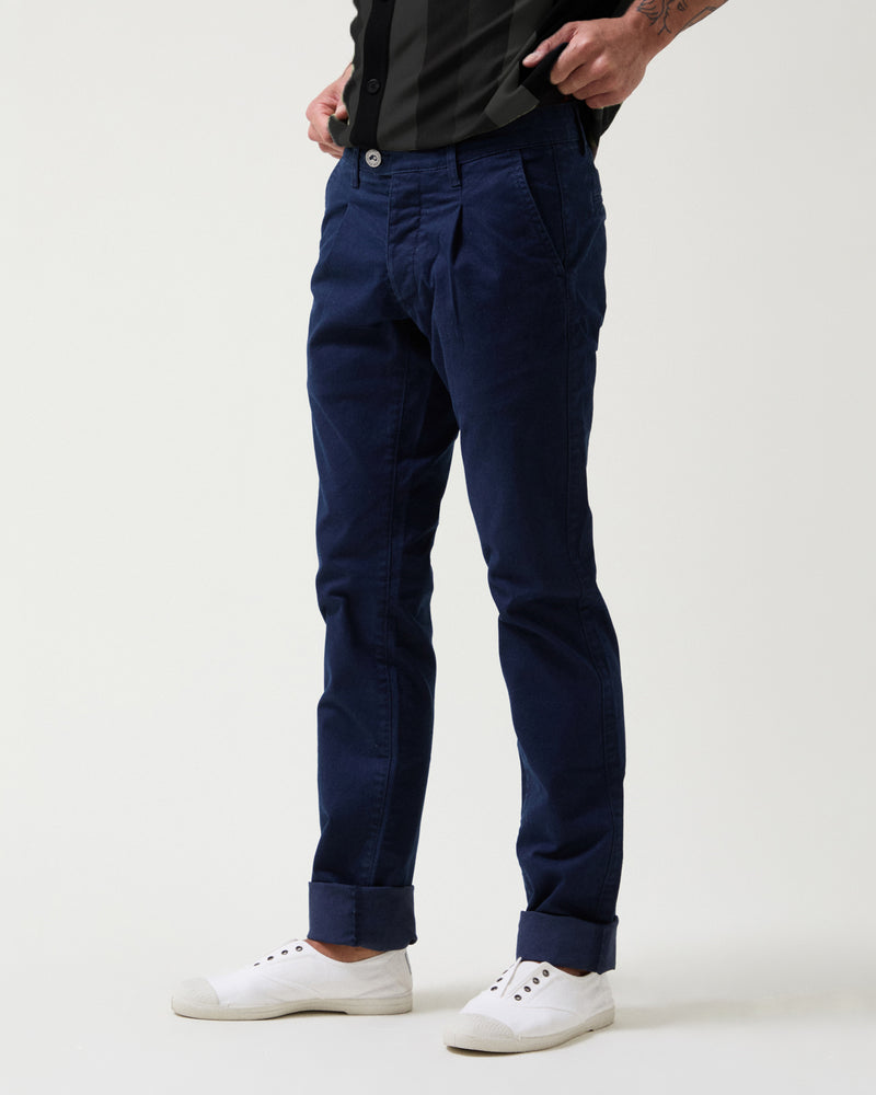 Altonadock Pantalón Chino con Pinzas Ofertas de temporada