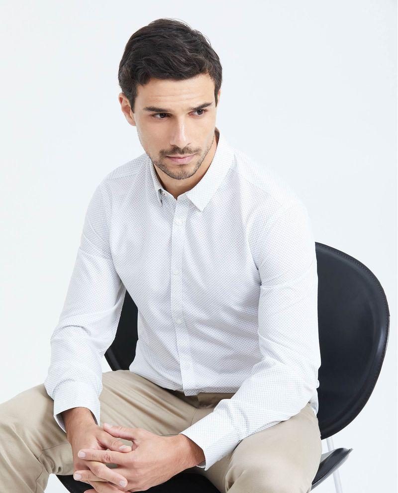 Chevignon Camisa Premium Manga Larga con Estampado Mini Print para Hombre 2025