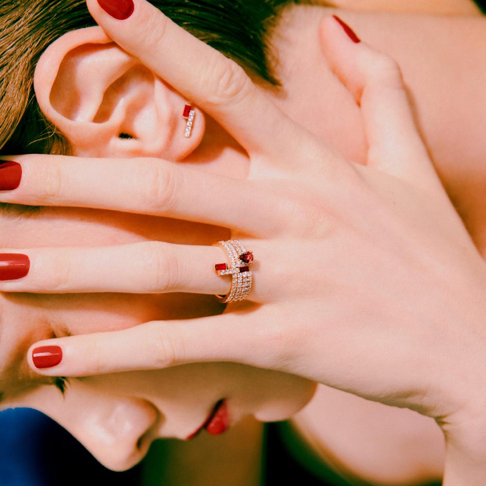 Gold&roses Pendientes Bande I am Red 2025