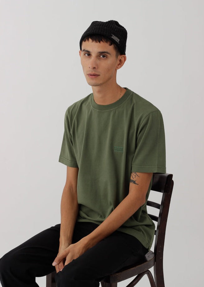 Iaios Camiseta bordado verde Ofertas especiales