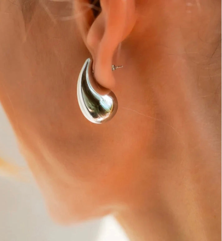 jolie jolie Pendientes gota plata En oferta