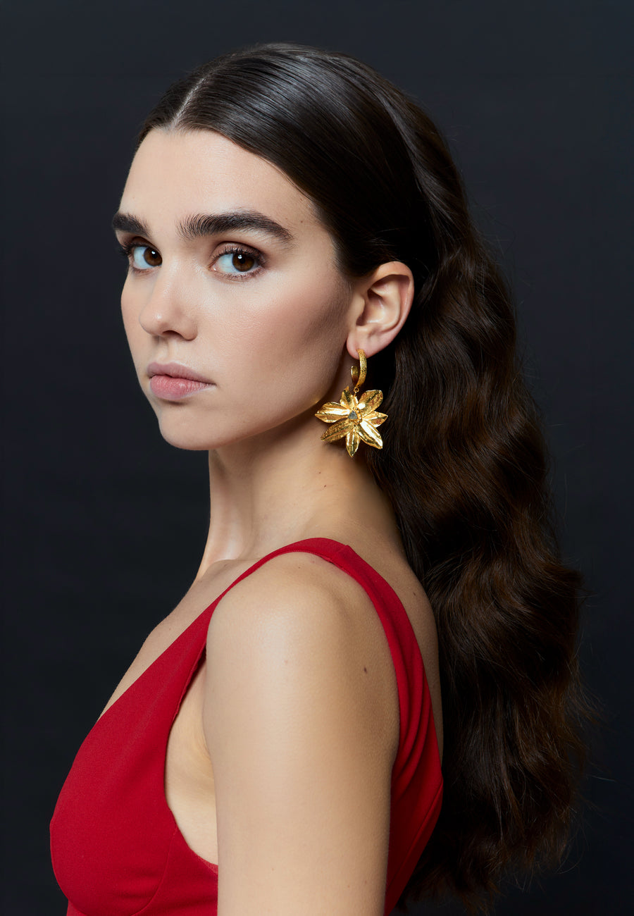 lavani Aros Lotus Flower Dorado Precios de Black Friday