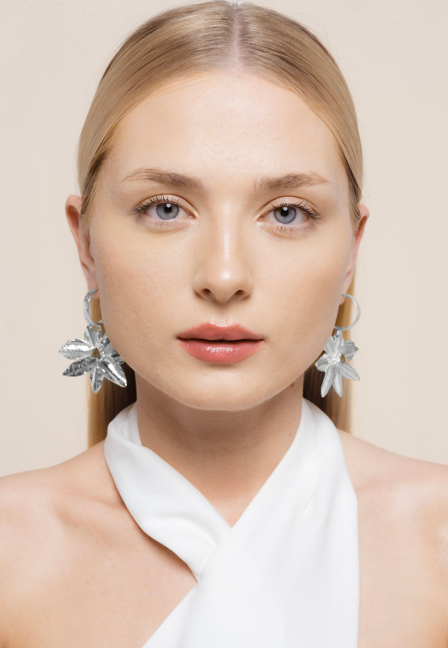 lavani Aros Lotus Flower Plata En oferta