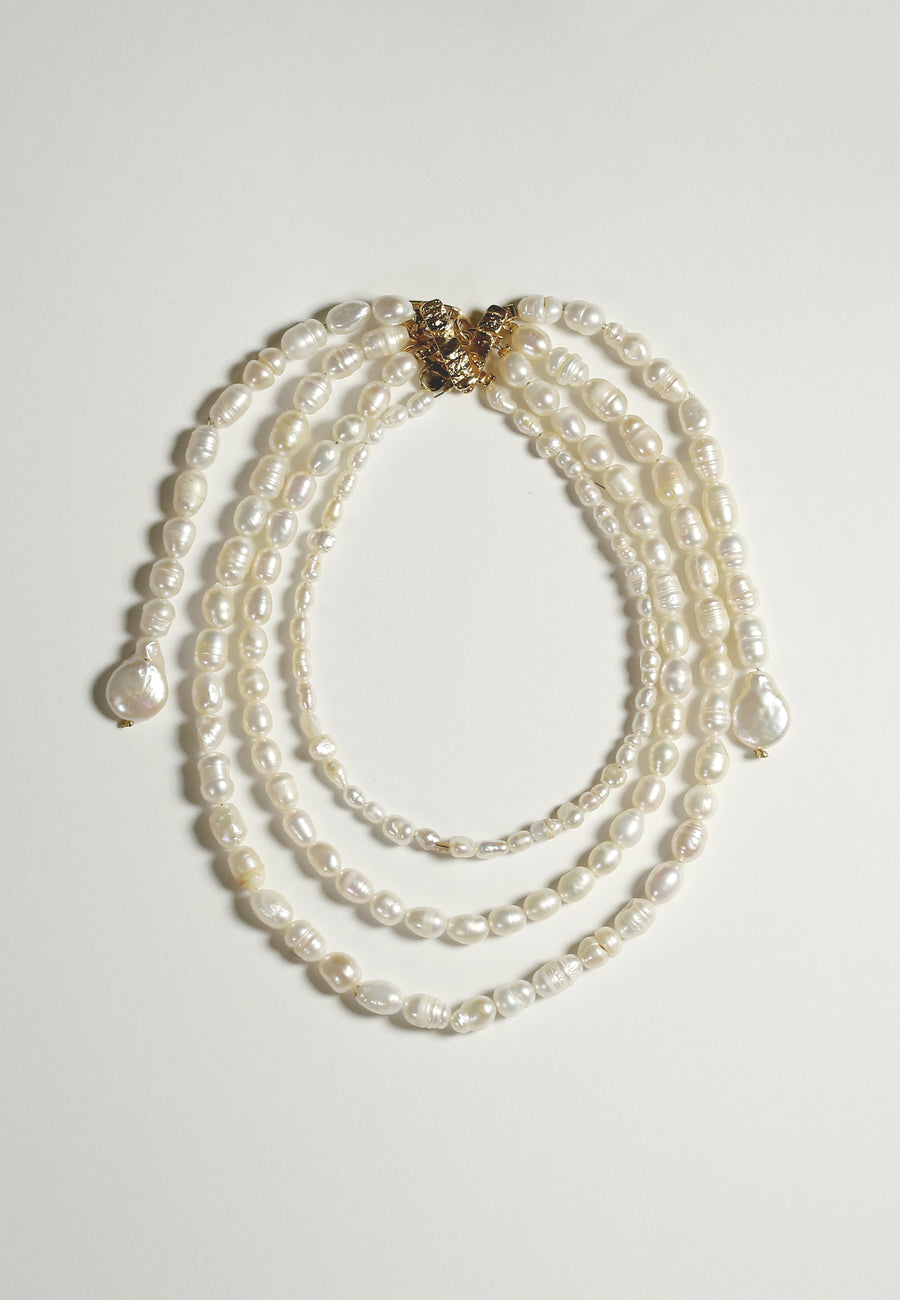 lavani Collar triple Cyra Perlas Envío internacional gratuito