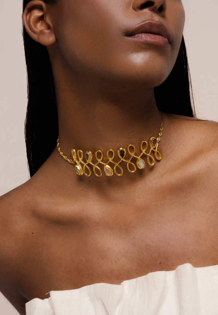 lavani Choker Unalome En oferta