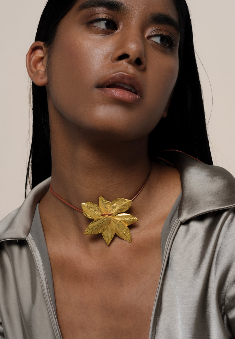 lavani Collar Lotus Flower Dorado Rebajas