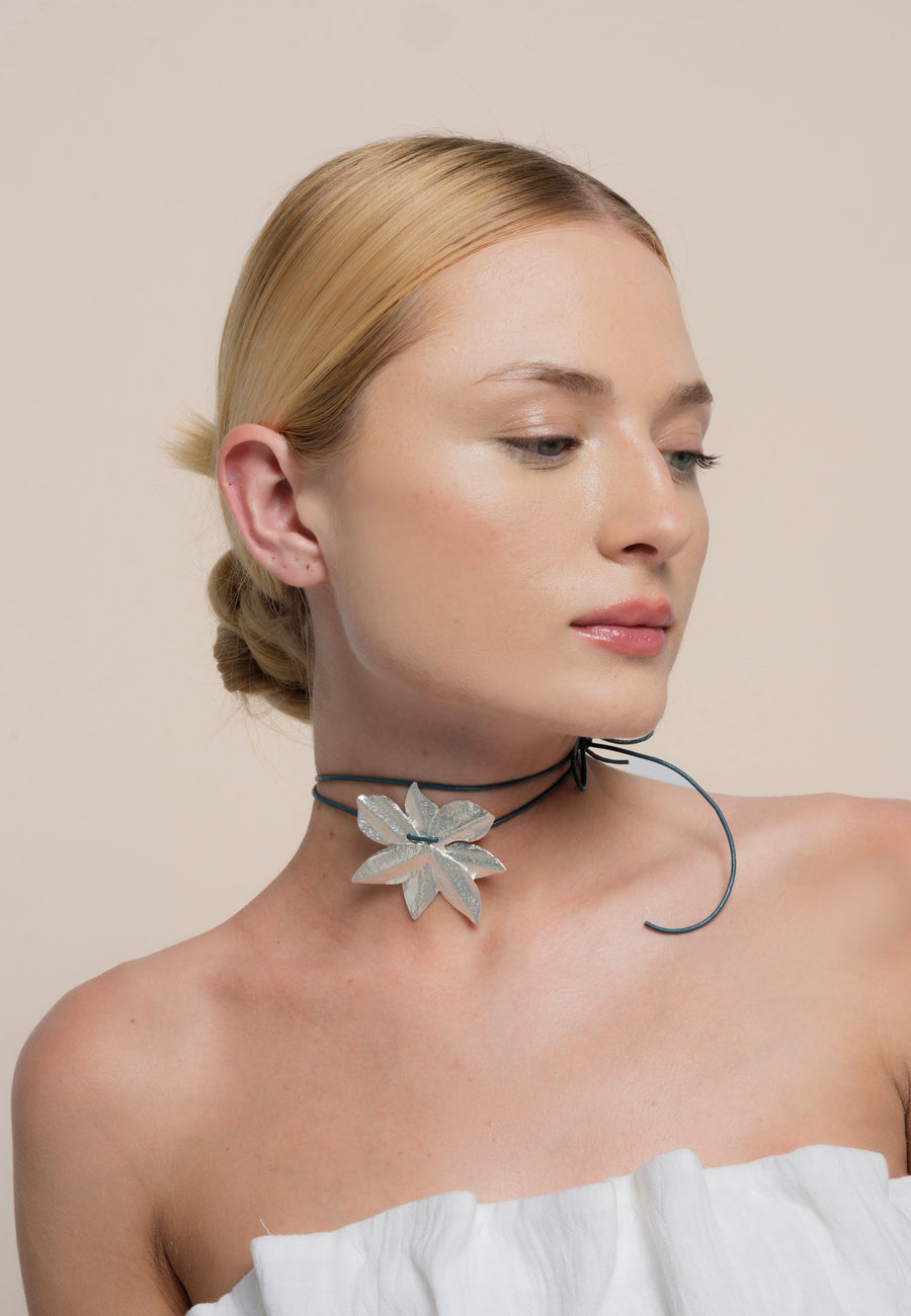 lavani Collar Lotus Flower Plata Ofertas