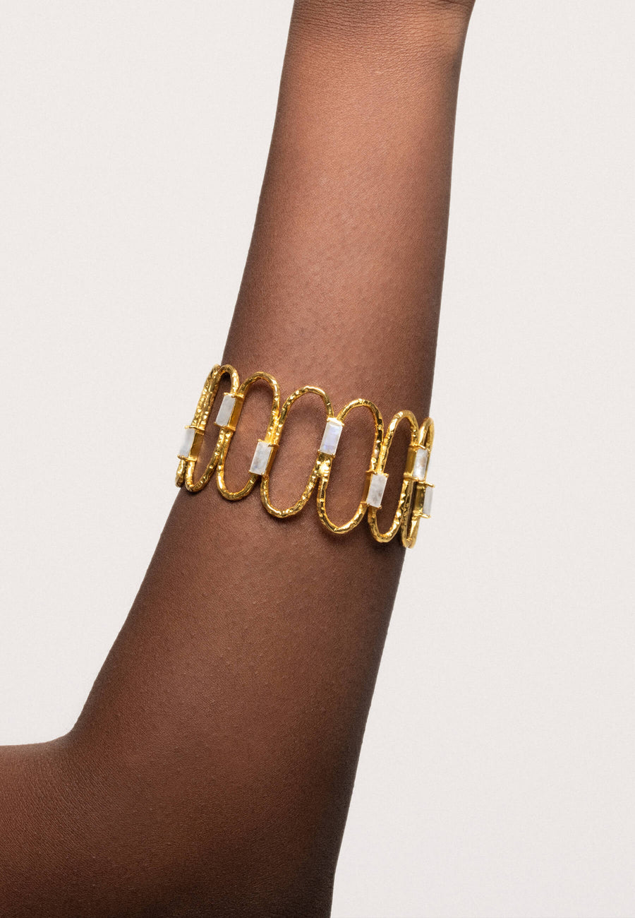 lavani Brazalete Rinaldi Dorado Últimos 2 días