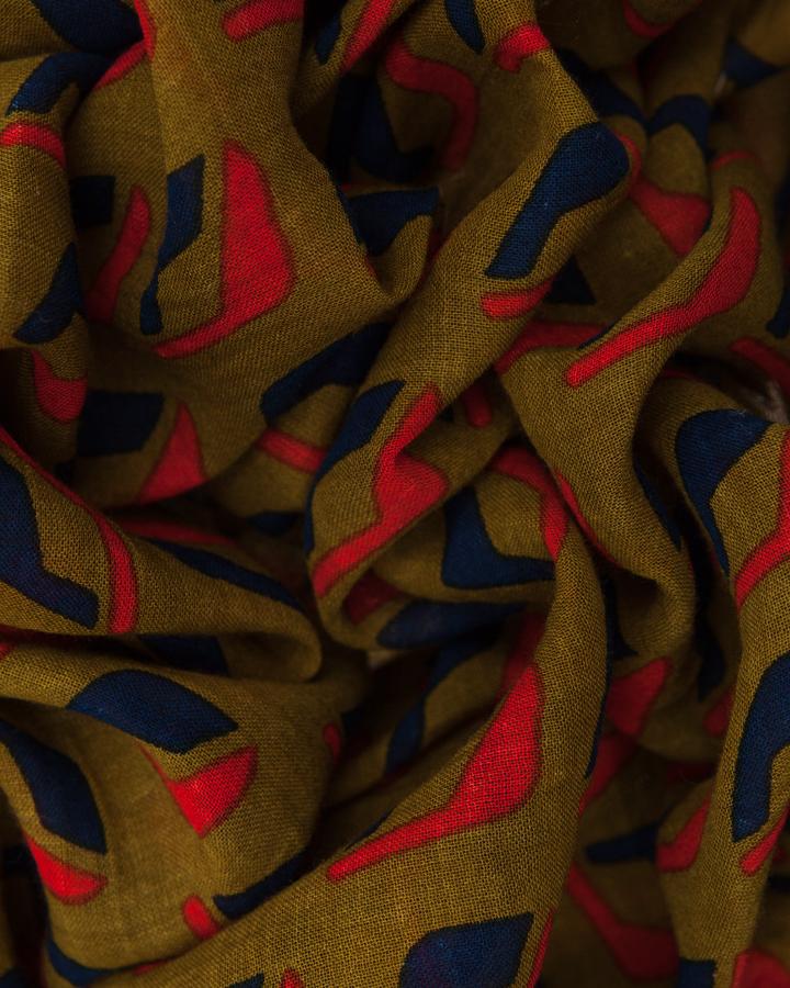 lovat & green CARPET OLIVE - LOVAT&GREEN SS’ 18 Scarves Collection Outlet