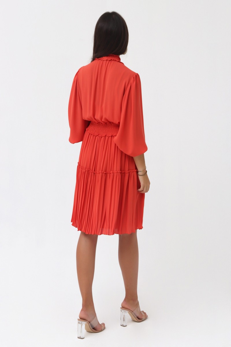 oky coky VESTIDO CORTO DE GASA CON FRUNCES Gran oferta