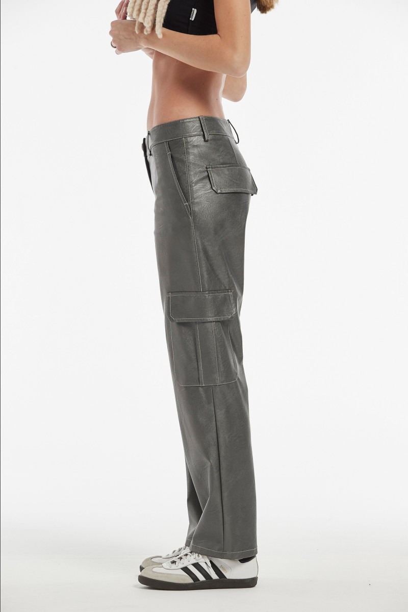oky coky PANTALÓN ANDREU EFECTO PIEL LAMINADO METAL Libre de impuestos