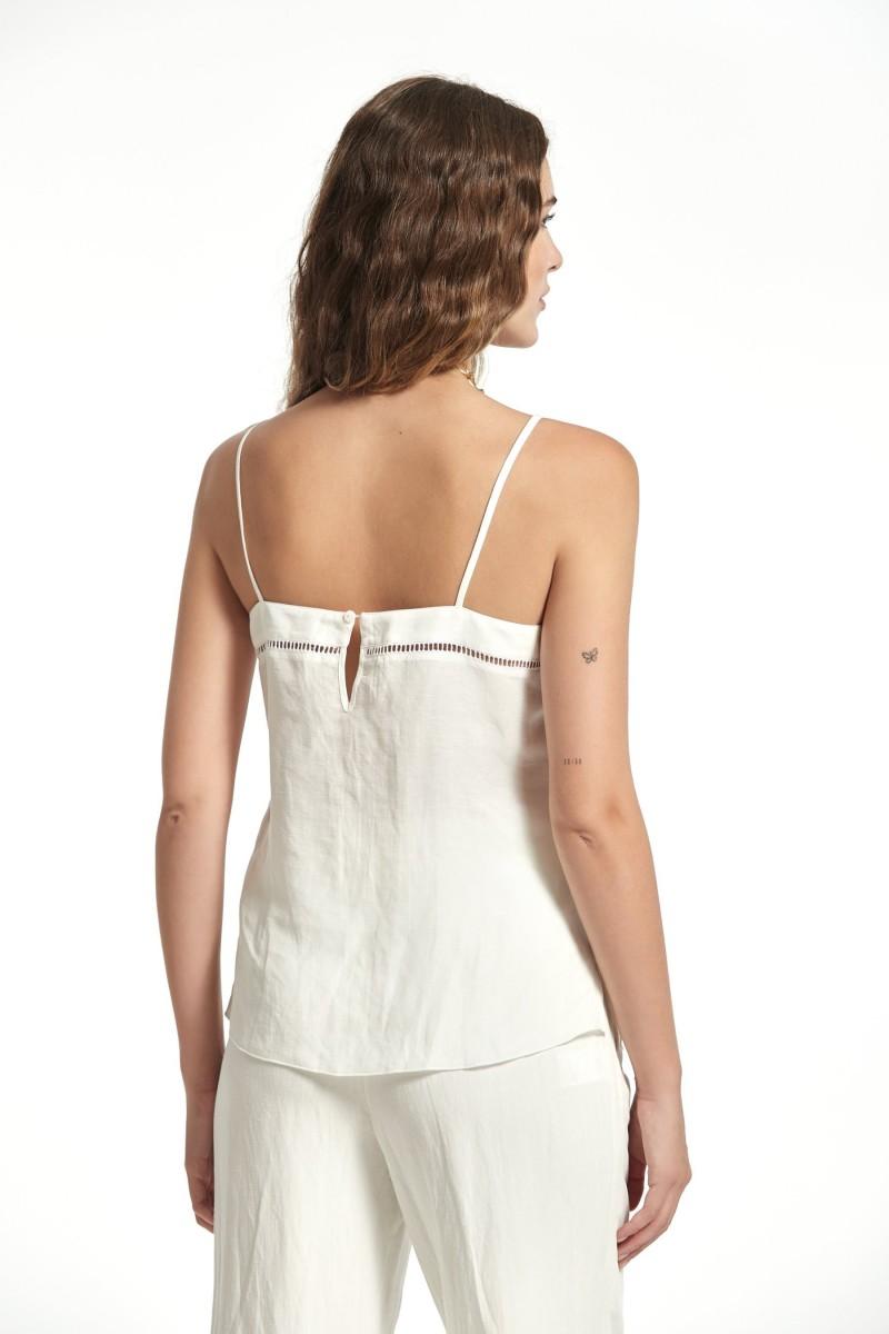 oky coky TOP ZUBIRA LINO CON TEXTURA En línea