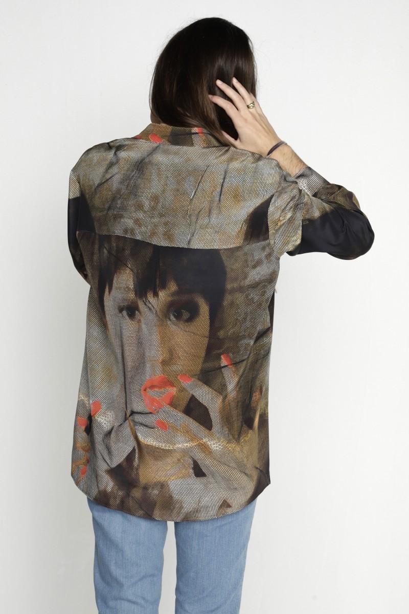 oky coky CAMISA BAJO ASIMÉTRICO ESTAMPADO SEDA Liquidación