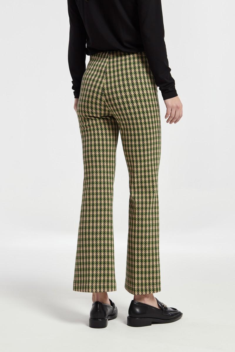 oky coky PANTALÓN ACAMPANADO CROPPED HOLLIE PUNTO JACQUARD TRICOLOR Última moda