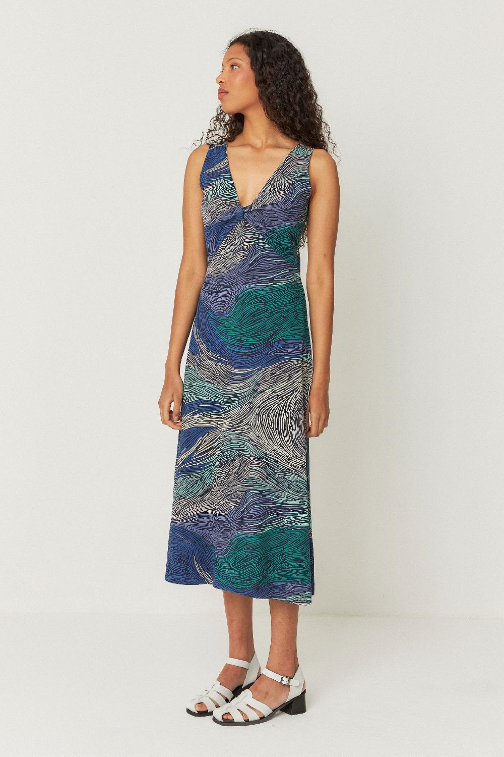 skfk VESTIDO KALA-GOTS 2025