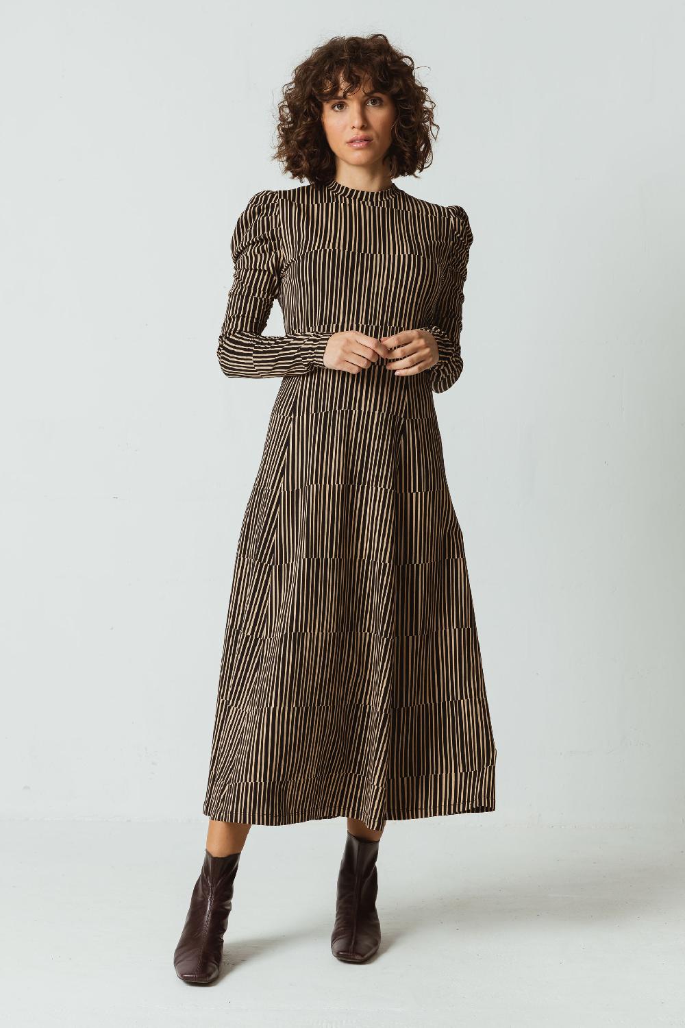 skfk VESTIDO LANO - GOTS Últimos 3 días