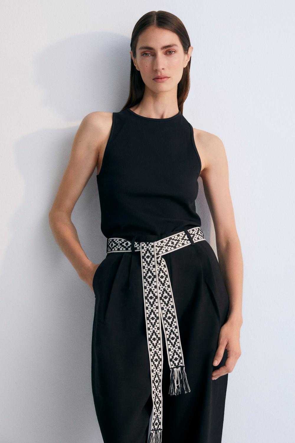 the new society ORFEO Mujer Caviar Top Limitado a 3 días