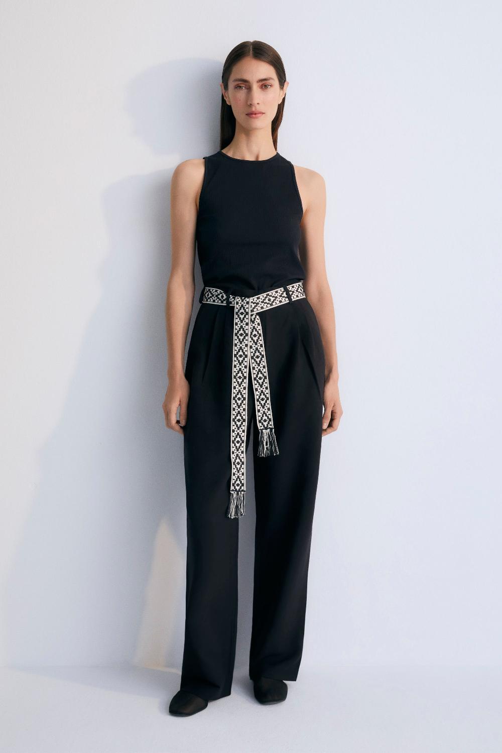 the new society ORFEO Mujer Caviar Top Limitado a 3 días