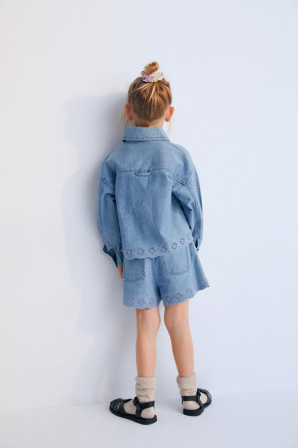 the new society Chaqueta de Niobe Ahorra y exporta