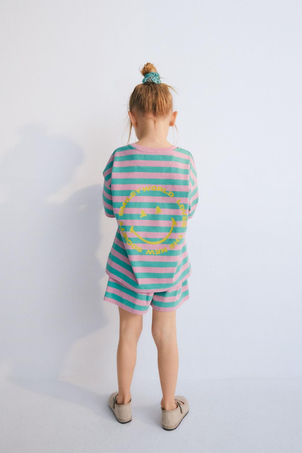 the new society Smiley Short Stripes Hibiscus smileyworld®