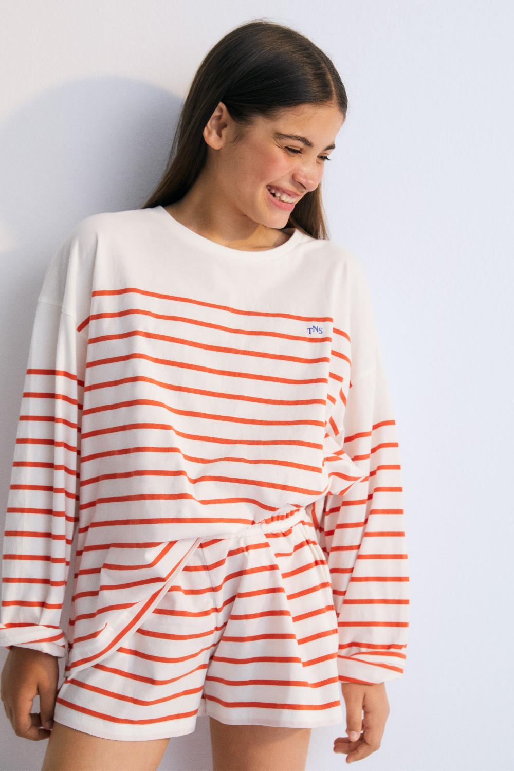 the new society Komotini Tee Chili Oferta exclusiva