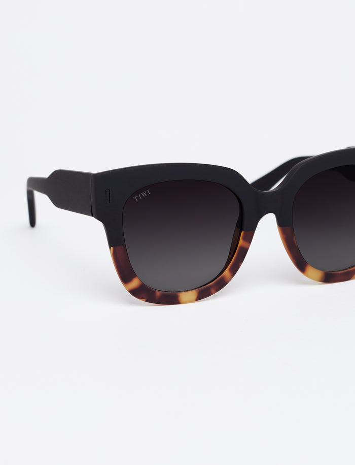 tiwi KERR Bicolor Green Tortoise/Black Oferta especial
