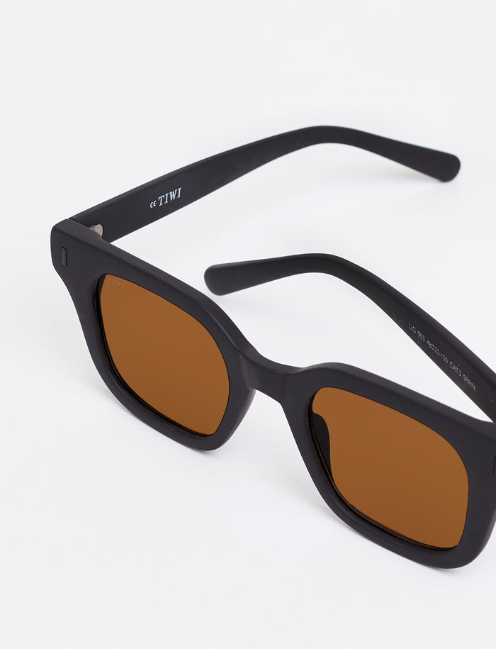 tiwi LIO Rubber Black with Orange Lenses Último día