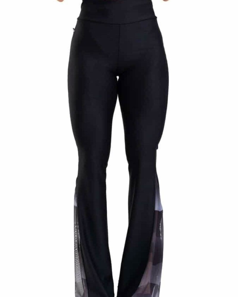 viceversa PANTALON DE COLOR NEGRO BY LA BELLAMAFIA En oferta