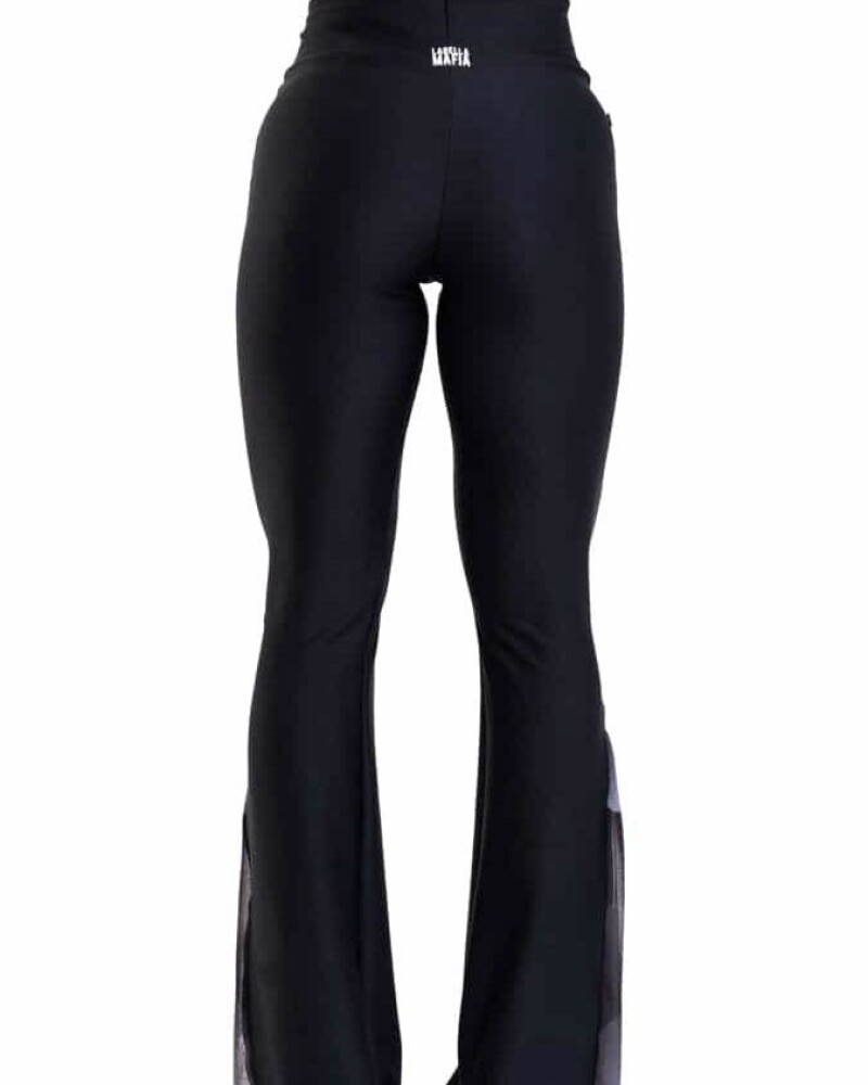 viceversa PANTALON DE COLOR NEGRO BY LA BELLAMAFIA En oferta