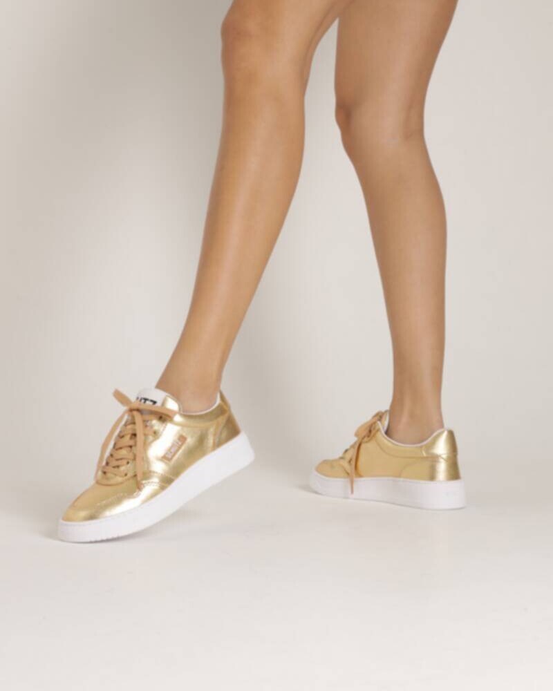 viceversa CHAMPION DORADO Y BLANCO CON CORDONES Promoción trimestral