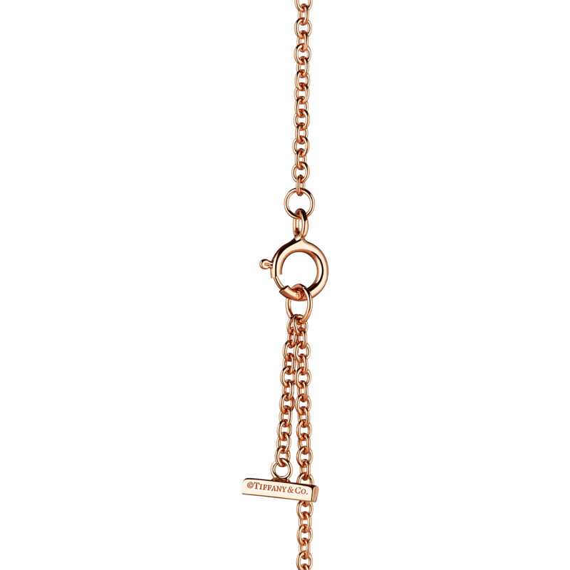 Tiffany & Co. Tiffany T Pulsera Smile de oro rosa con diamantes Última moda