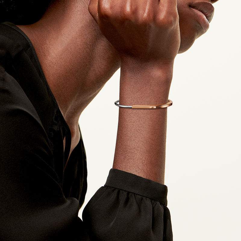 Tiffany & Co. Tiffany Lock Brazalete estrecho de oro rosa y blanco Ofertas de temporada