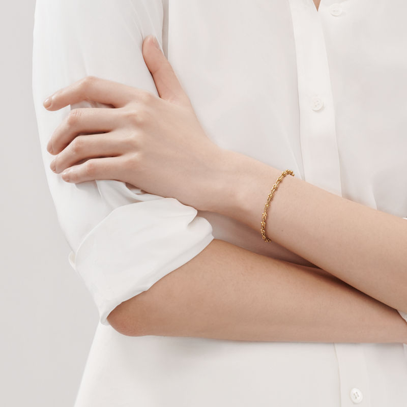 Tiffany & Co. Tiffany HardWear Pulsera de microeslabones de oro amarillo En línea