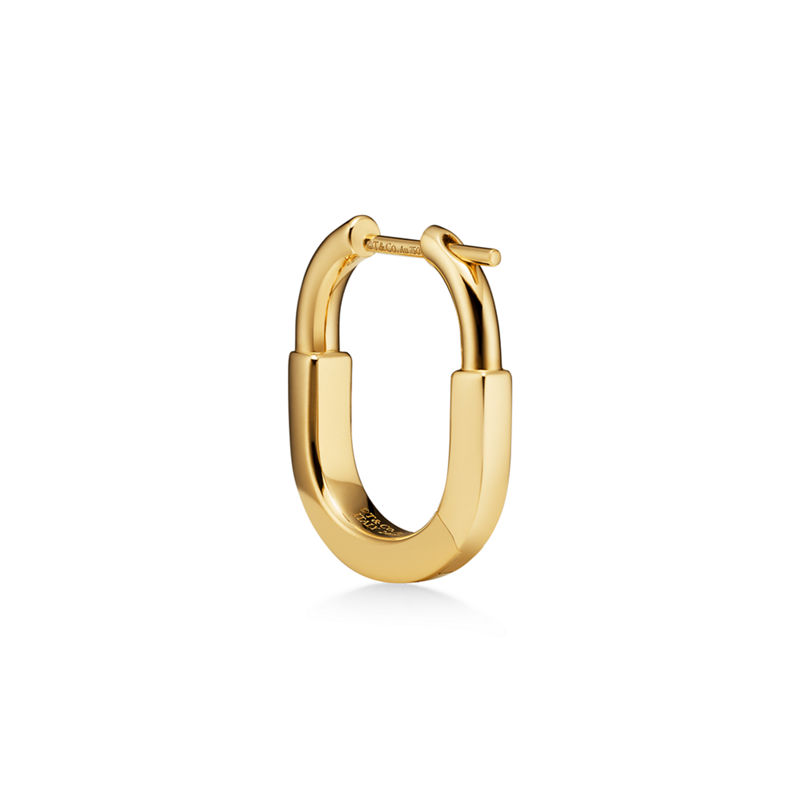 Tiffany & Co. Tiffany Lock Pendientes pequeños de oro amarillo con diamantes En oferta