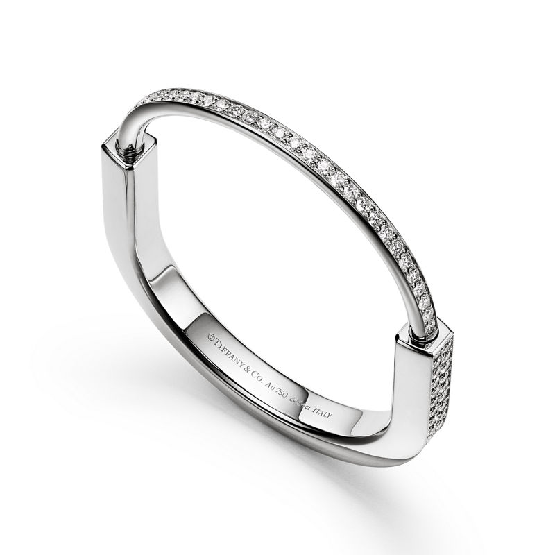 Tiffany & Co. Tiffany Lock Brazalete en oro blanco con pavé completo de diamantes Tienda