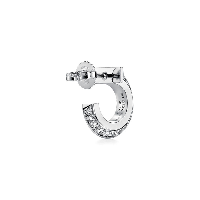Tiffany & Co. Tiffany T Pendientes de aro T1 de oro blanco con diamantes Limitado a 3 días