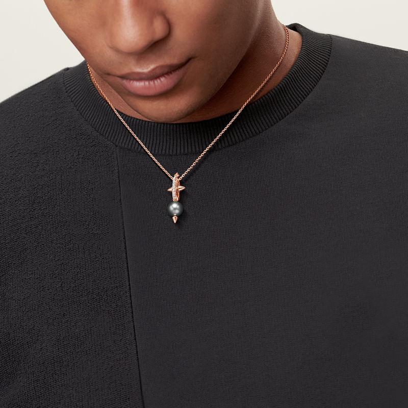 Tiffany & Co. Tiffany Titan by Pharrell Williams Colgante de perla de Tahití y oro con diamantes En oferta