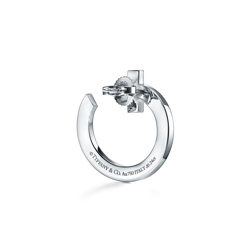 Tiffany & Co. Tiffany T T1 Pendientes de aro abiertos de oro blanco con diamantes Ofertas de temporada
