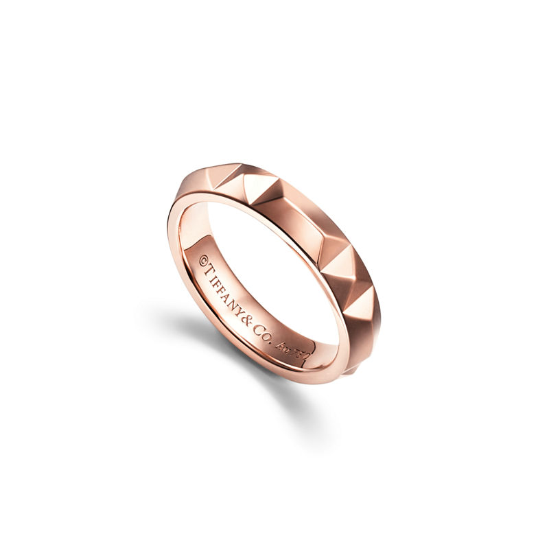 Tiffany & Co. Tiffany True® Alianza en oro rosa 4 mm de ancho Últimos 3 días