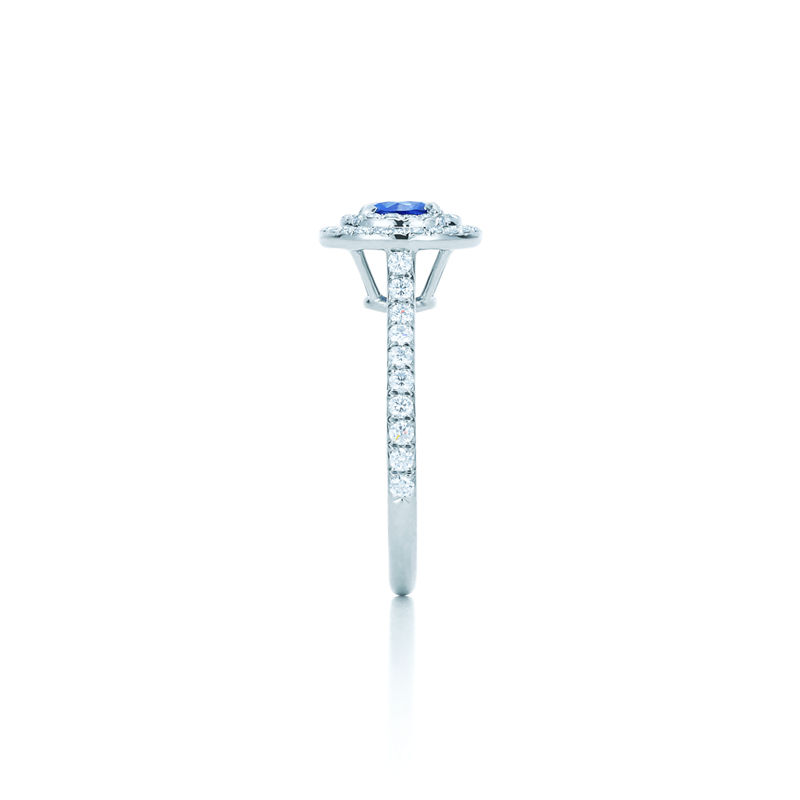 Tiffany & Co. Tiffany Soleste Anillo con zafiro y diamantes COMPRAR AHORA