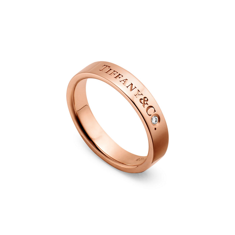 Tiffany & Co. T&CO.® Alianza en oro rosa con un diamante Grandes descuentos