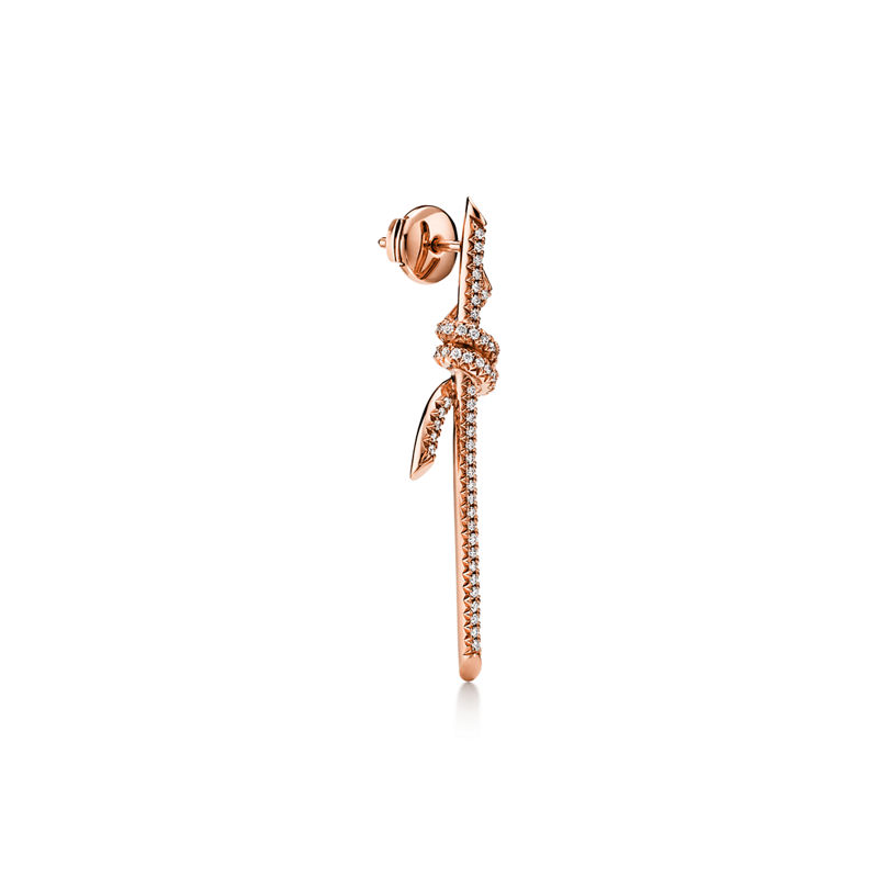 Tiffany & Co. Tiffany Knot Pendientes largos de oro rosa con diamantes Tienda
