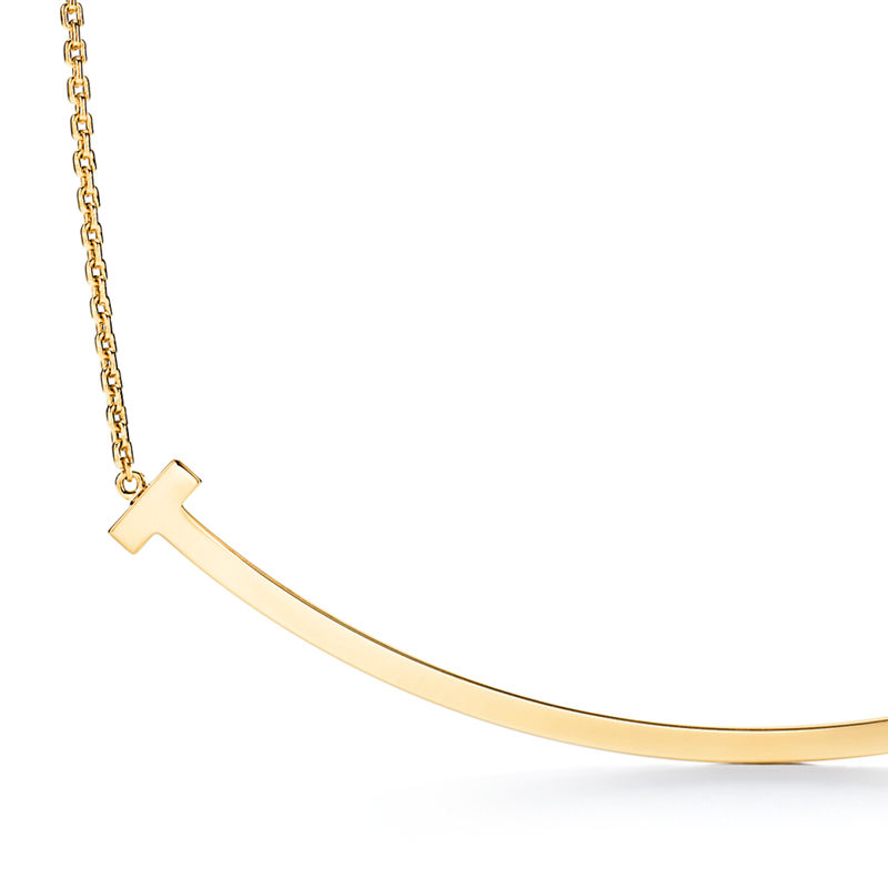 Tiffany & Co. Tiffany T Colgante Smile extragrande de oro de 18 quilates de oro amarillo En oferta