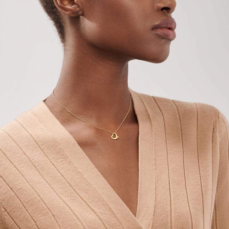 Tiffany & Co. Elsa Peretti® Colgante Open Heart en oro amarillo 11 mm Solo hoy