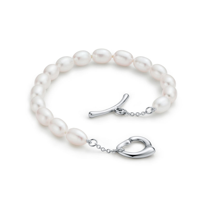 Tiffany & Co. Elsa Peretti® pulsera de perlas Open Heart En oferta