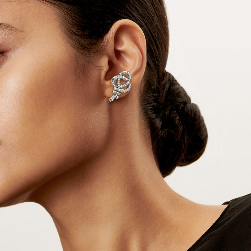 Tiffany & Co. Tiffany Knot Pendientes de botón de platino con diamantes Libre de impuestos