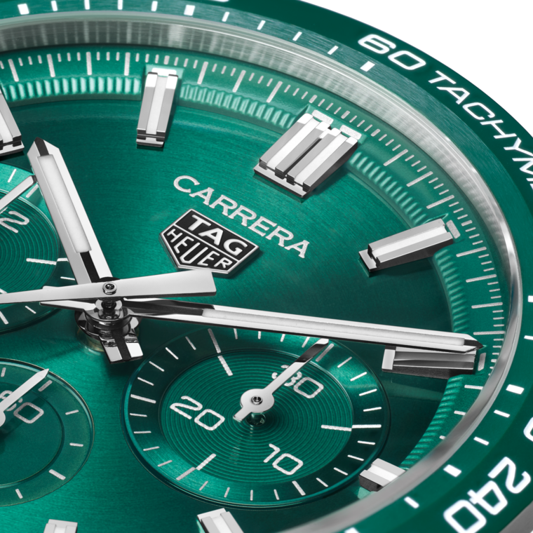 TAG Heuer TAG Heuer Carrera Chronograph Automático 44 mm Acero y cerámica CBN2A1N.BA0643 Últimos 3 días