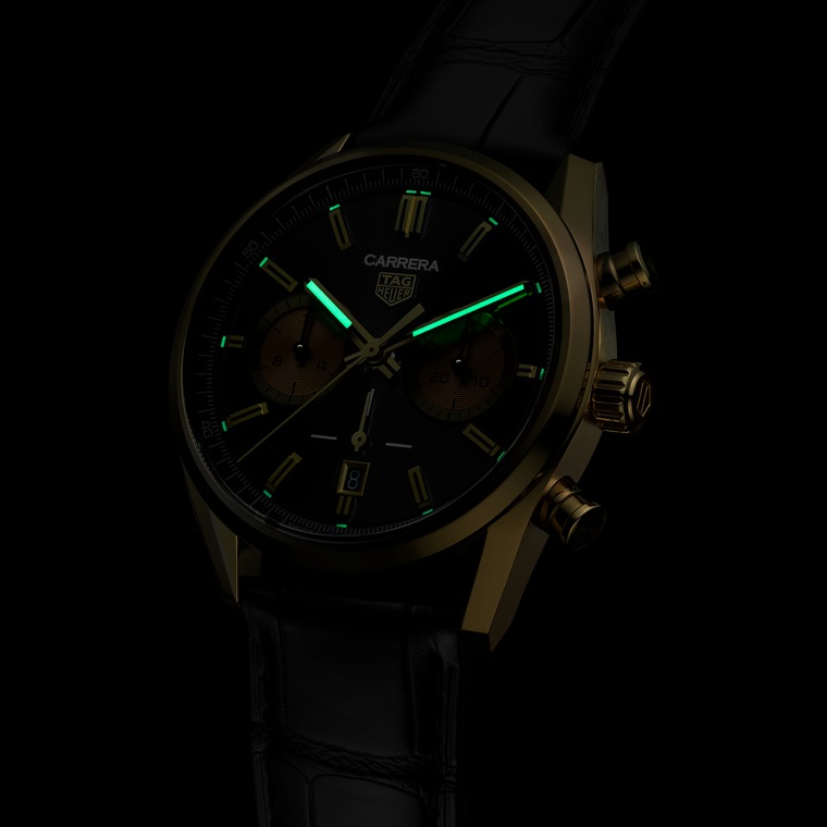 TAG Heuer TAG Heuer Carrera Chronograph Automático 42 mm Oro 3N CBN2044.FC8313 Libre de impuestos